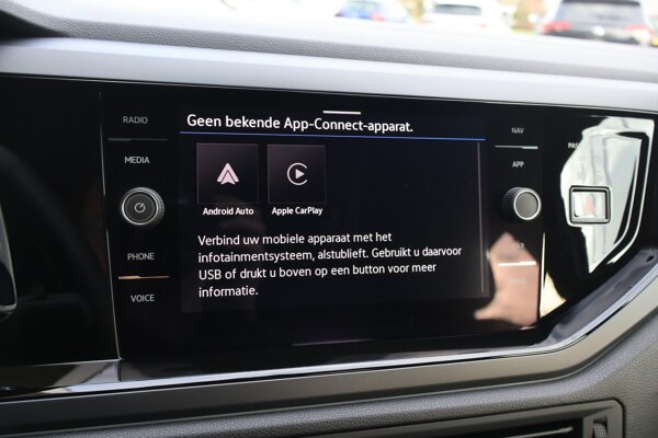 Apple Carplay/Android Auto