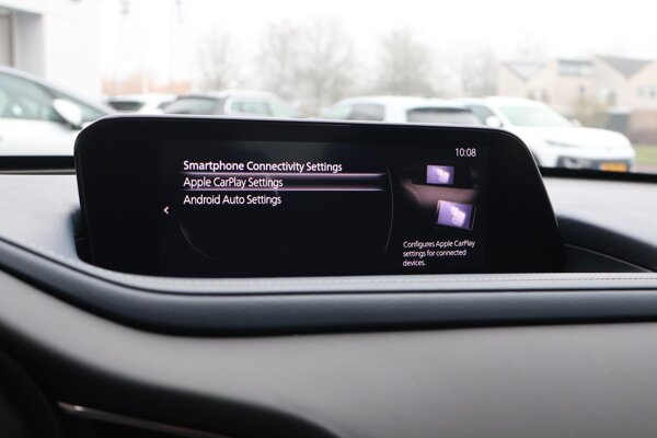 Apple Carplay/Android Auto