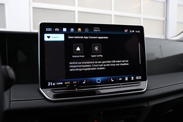 Apple Carplay/Android Auto