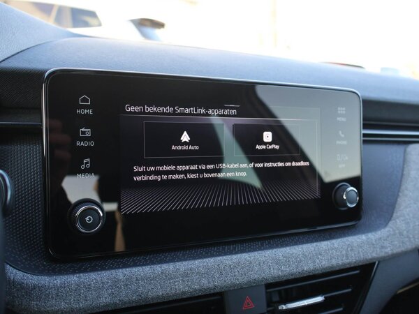 Apple Carplay/Android Auto