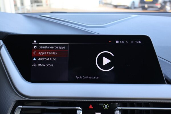Apple Carplay/Android Auto