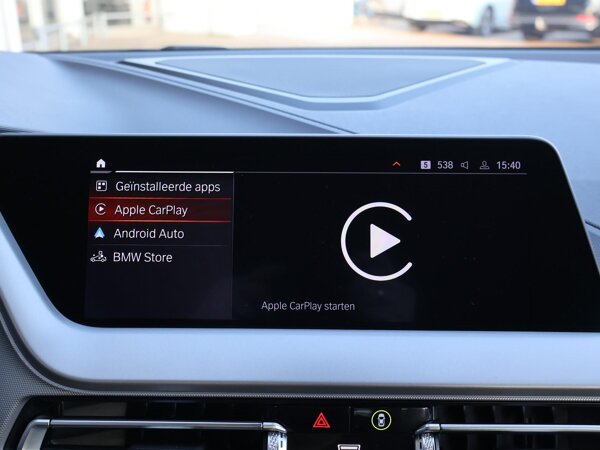 Apple Carplay/Android Auto