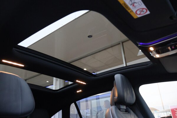 elektrisch glazen panorama-dak