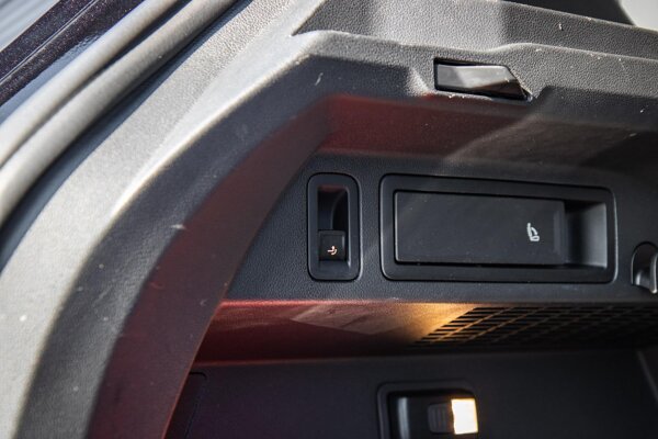 trekhaak elektrisch uitklapbaar