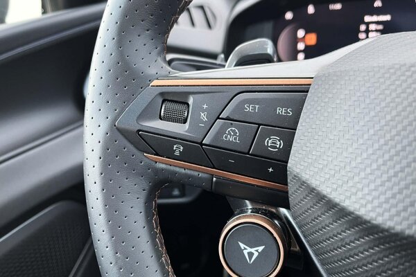 cruise control adaptief met Stop&Go en stuurhulp