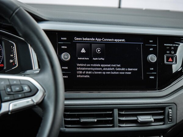 Apple Carplay/Android Auto