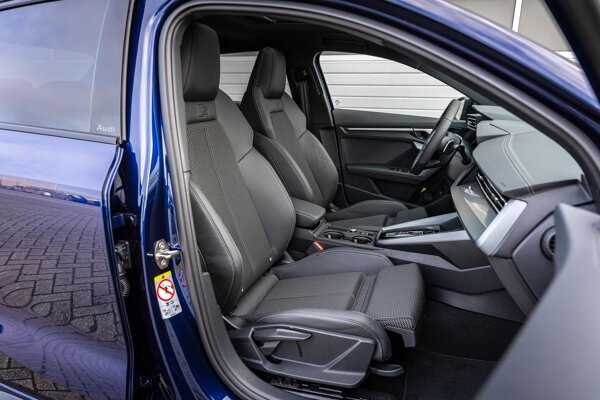 stof/kunstlederen bekleding