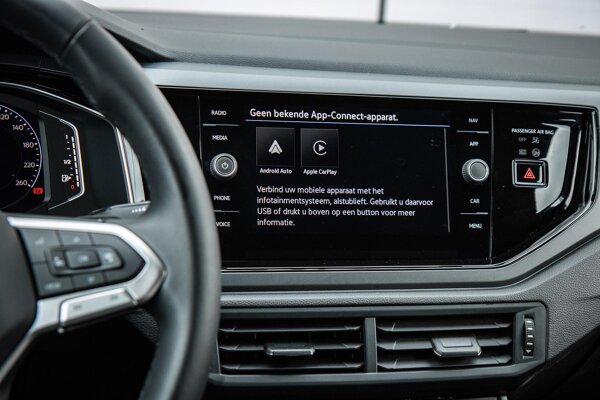 Apple Carplay/Android Auto