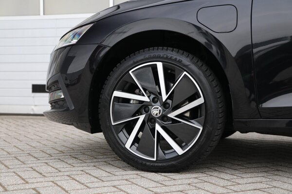 lichtmetalen velgen 5-spaaks 18"