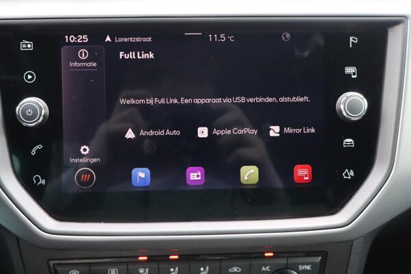 Apple Carplay/Android Auto