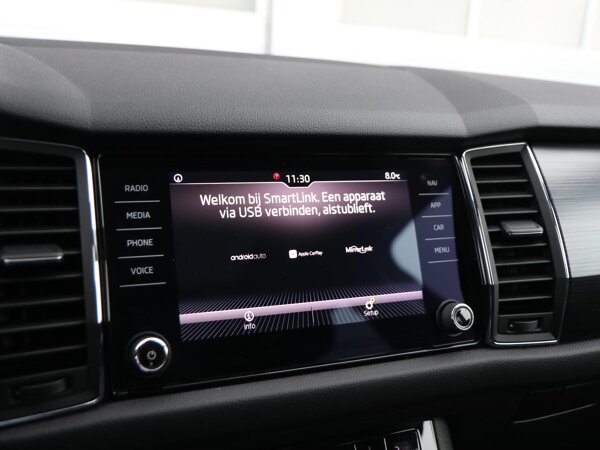 Apple Carplay/Android Auto