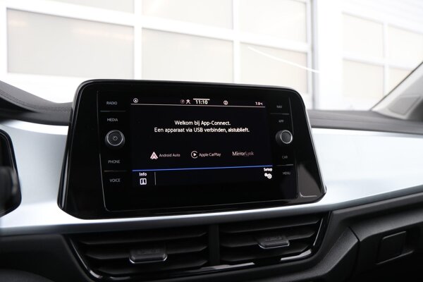 Apple Carplay/Android Auto