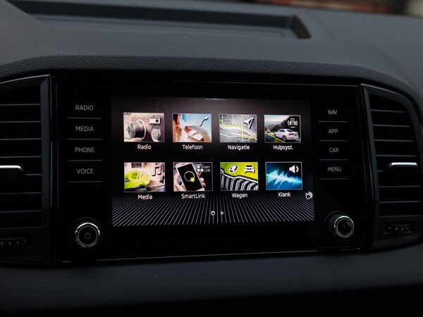 multimedia scherm klein