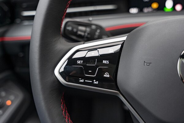 cruise control adaptief met Stop&Go en stuurhulp