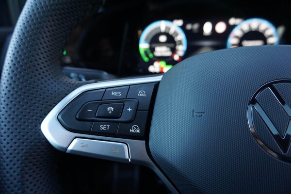 cruise control adaptief met Stop&Go en stuurhulp cruise control adaptief met Stop&Go en stuurhulp