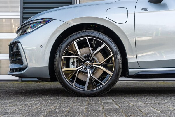 lichtmetalen velgen 19"