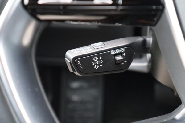 cruise control adaptief met Stop&Go cruise control adaptief met Stop&Go
