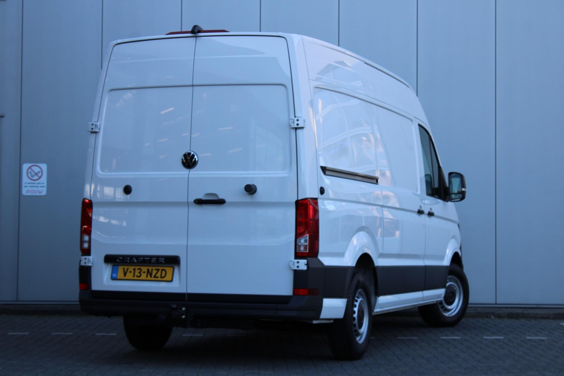 Volkswagen Crafter 35 2.0 TDI 140pk L3H3 EURO VI - Afbeelding 2