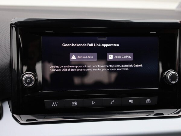 Apple Carplay/Android Auto
