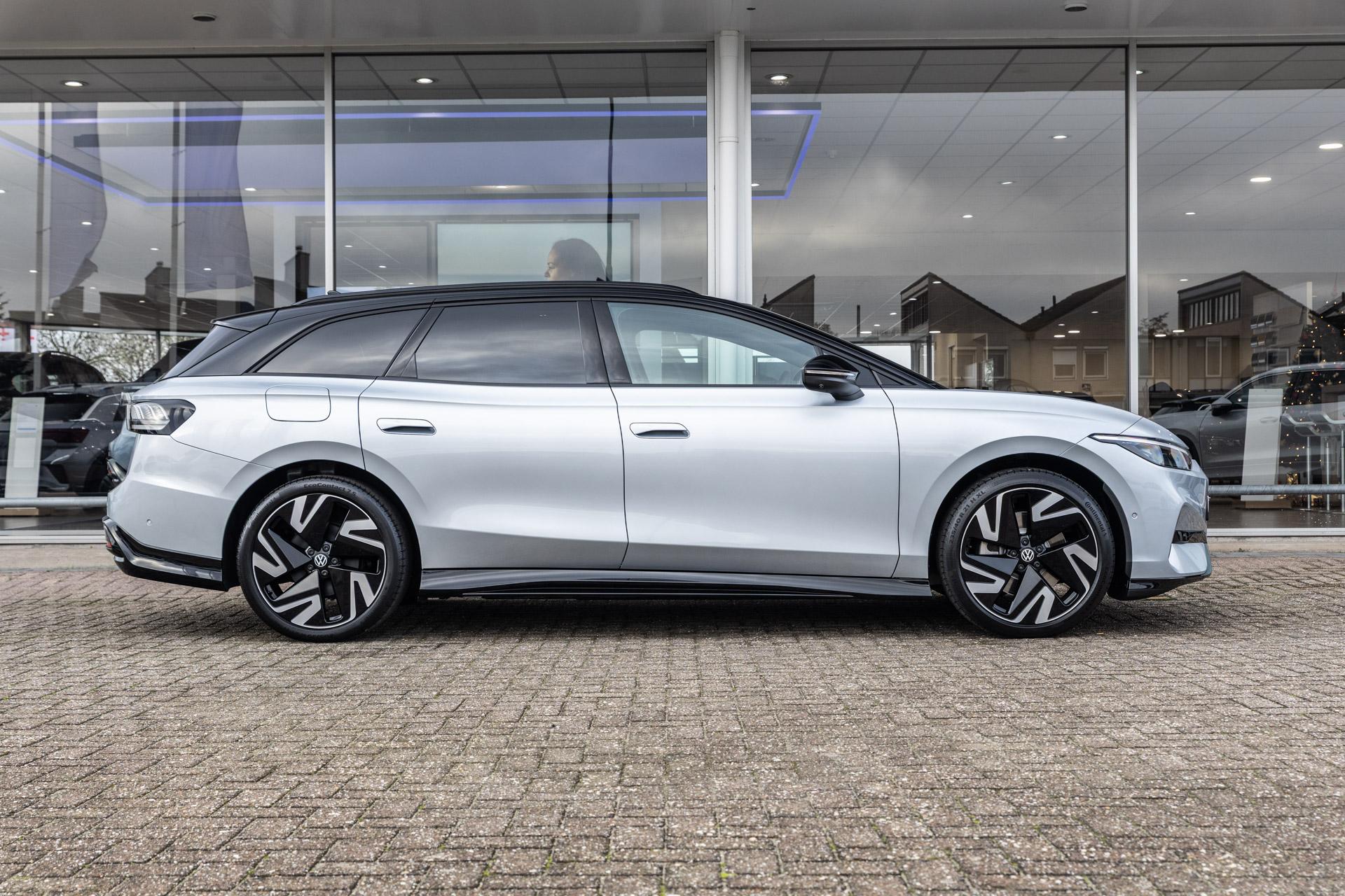 Volkswagen ID.7 Tourer 286pk Pro Limited Edition 77 kWh - Afbeelding 3