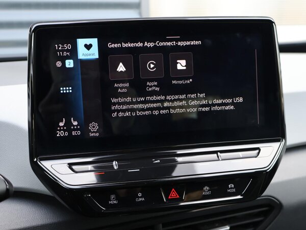 Apple Carplay/Android Auto Apple Carplay/Android Auto