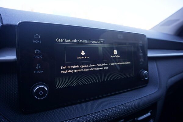 Apple Carplay/Android Auto