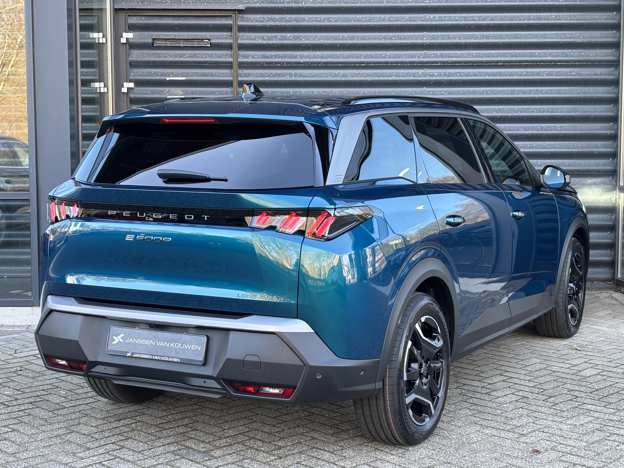 Peugeot e-5008 Allure Long Range 96 kWh - Afbeelding 3