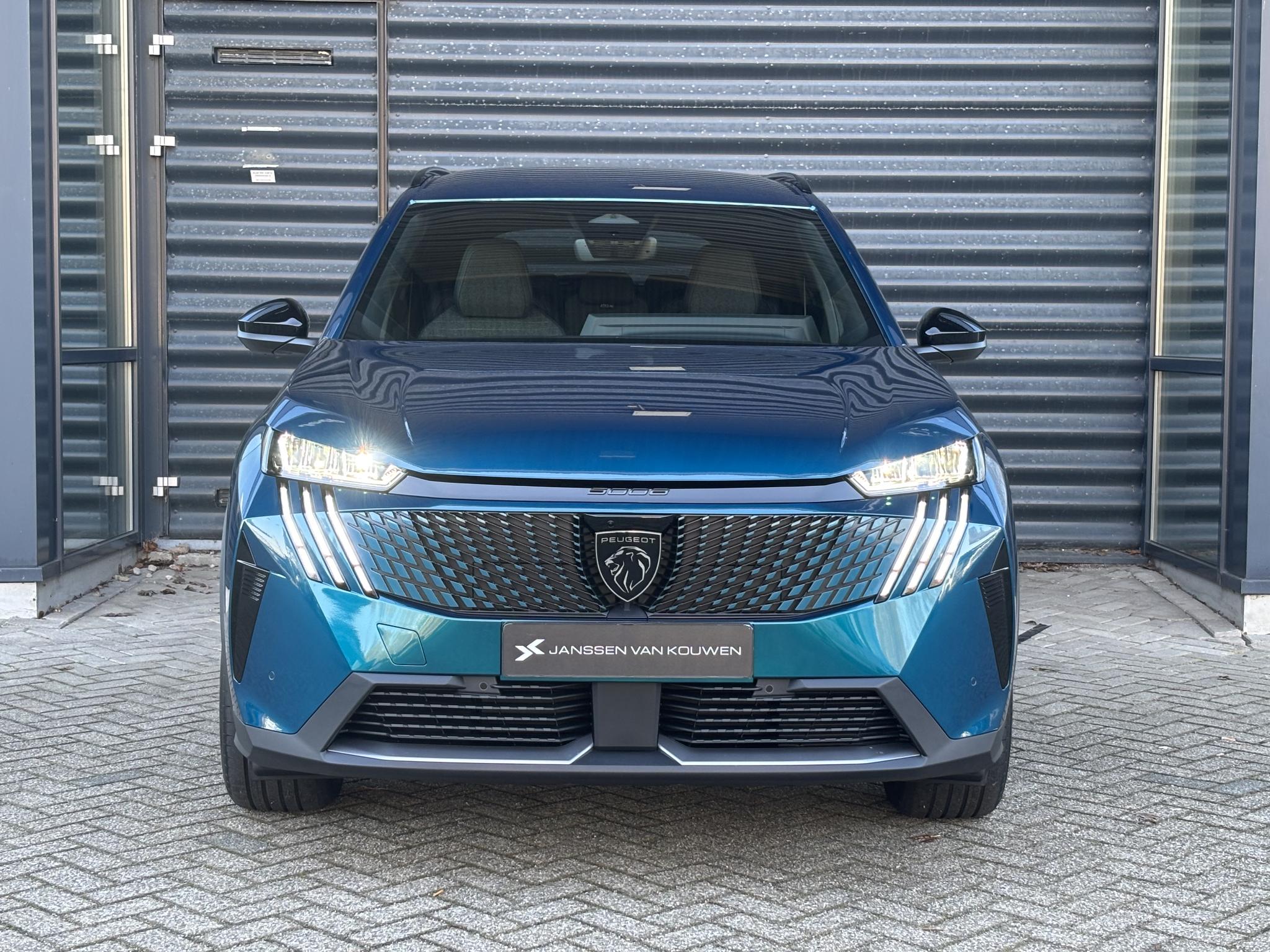 Peugeot e-5008 Allure Long Range 96 kWh - Afbeelding 4