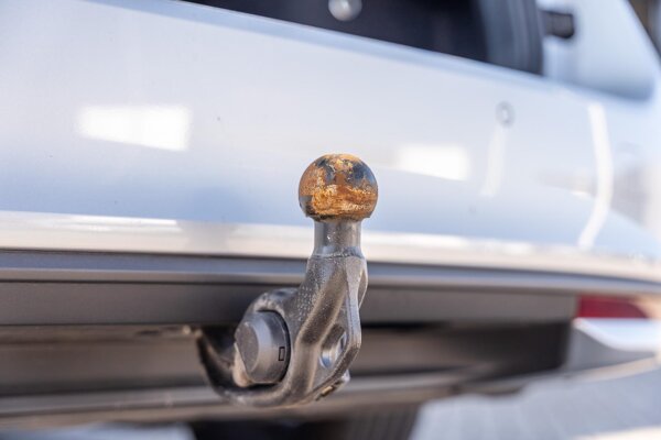 trekhaak elektrisch uitklapbaar trekhaak elektrisch uitklapbaar