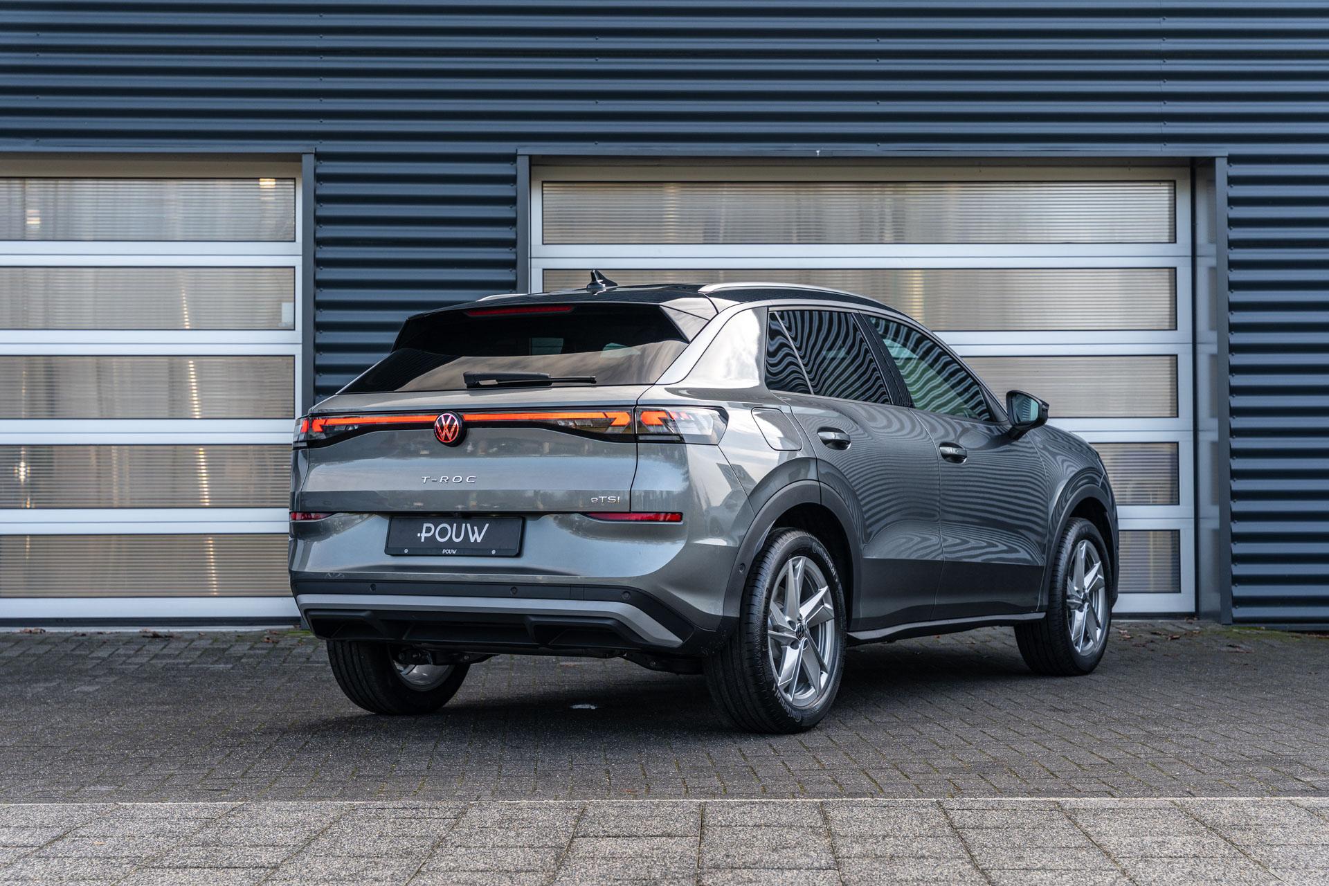 Volkswagen T-Roc 1.5 eTsi 115pk Style First Edition - Afbeelding 2