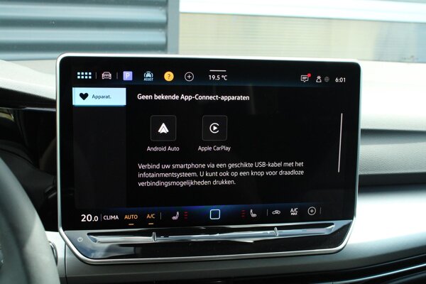 Apple Carplay/Android Auto