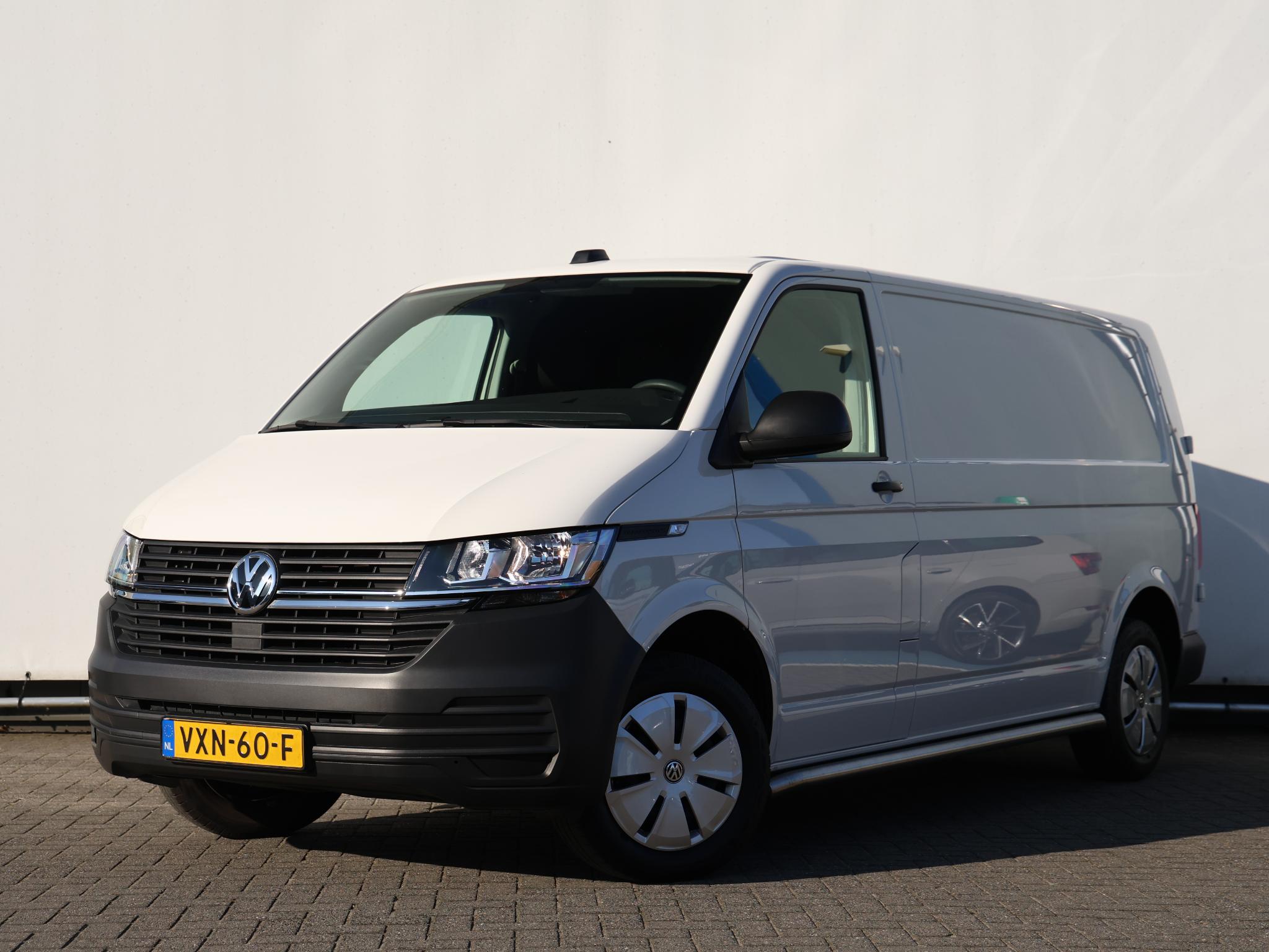 Volkswagen Transporter 2.0 TDI 110 pk L2H1 Business
