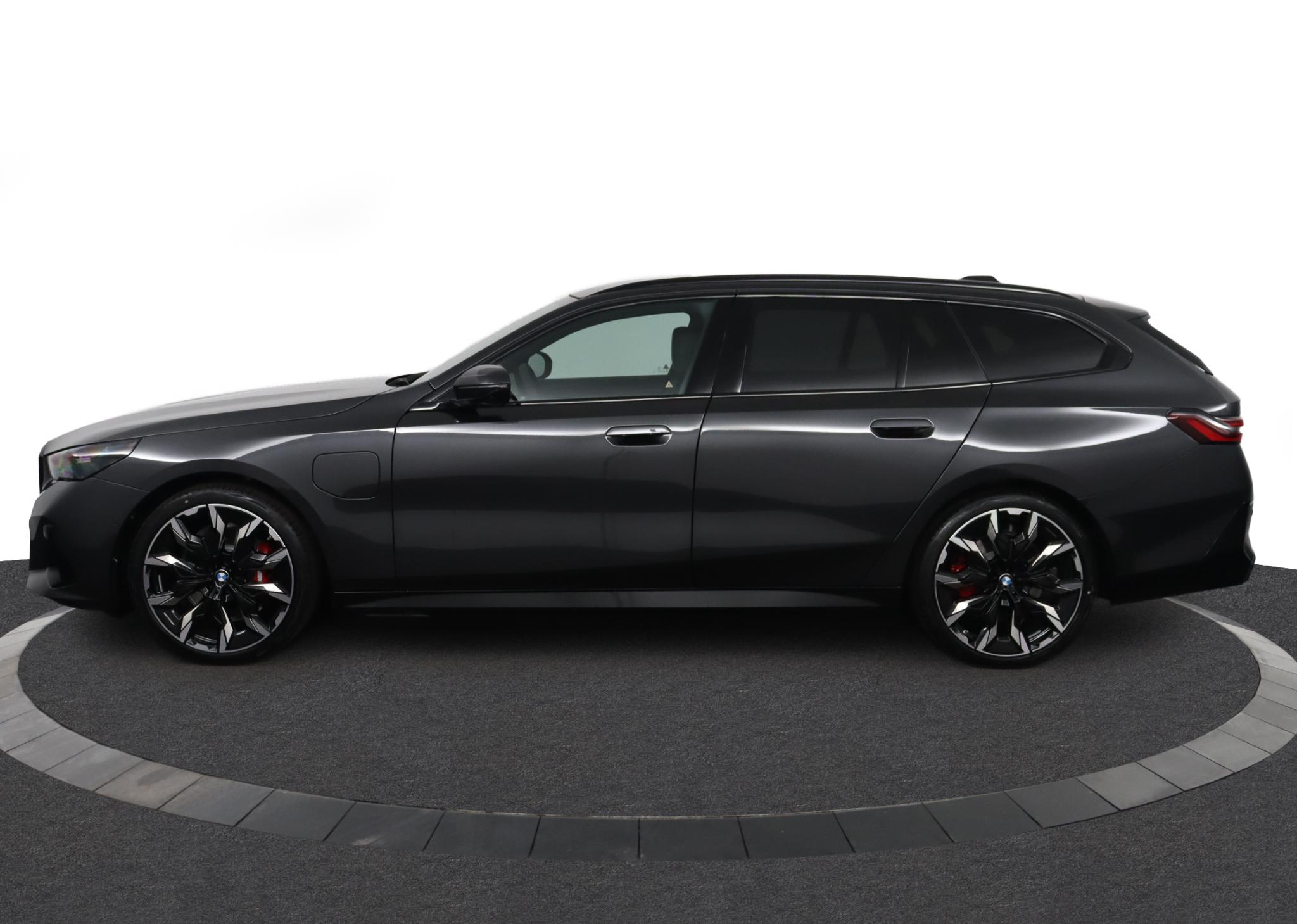 BMW 5 Serie Touring 530e M Sport Edition - Afbeelding 3