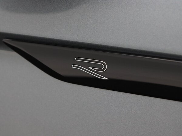 R-Line Exterieur