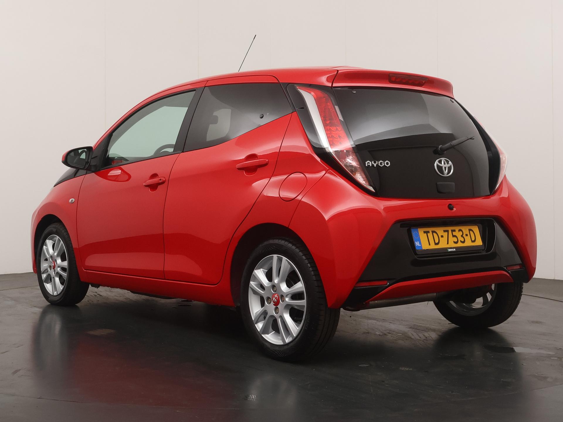 Toyota Aygo 1.0 VVT-i x-play - Afbeelding 3