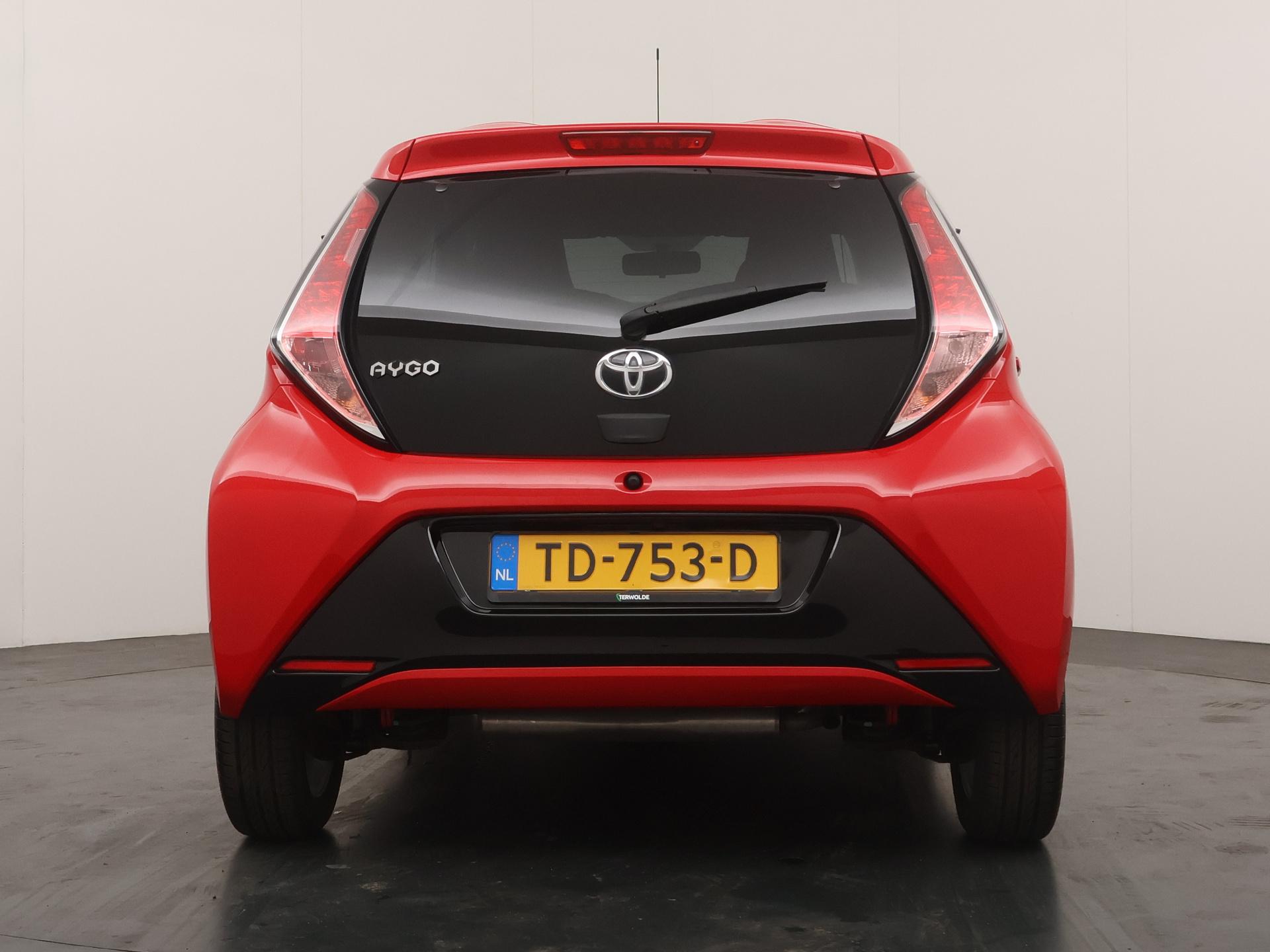 Toyota Aygo 1.0 VVT-i x-play - Afbeelding 4