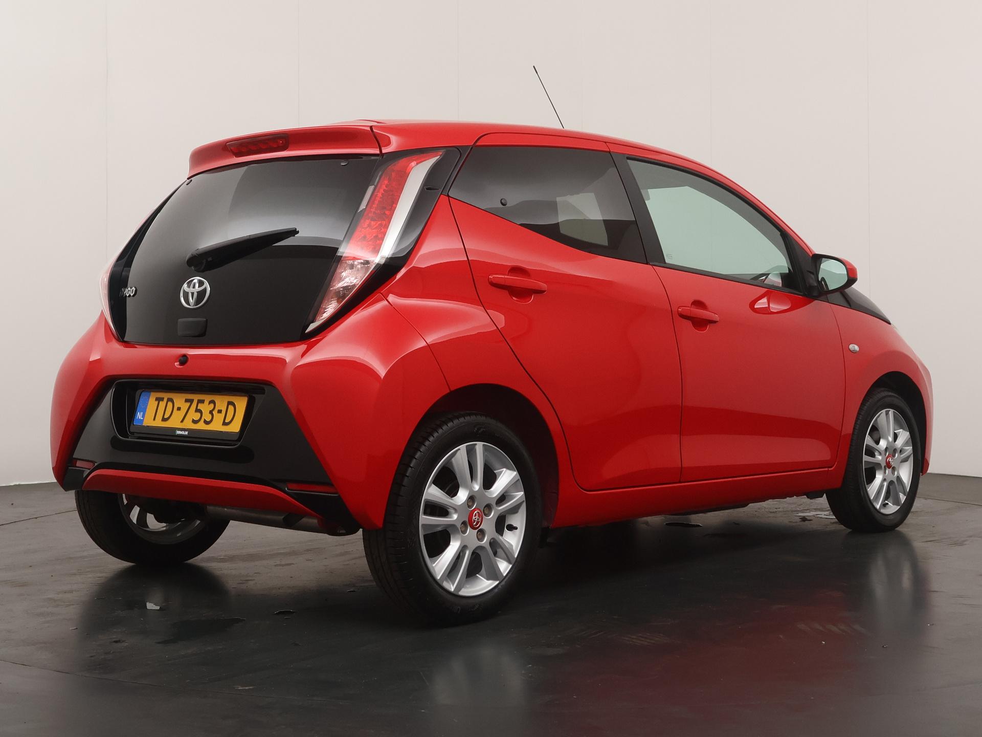 Toyota Aygo 1.0 VVT-i x-play - Afbeelding 5