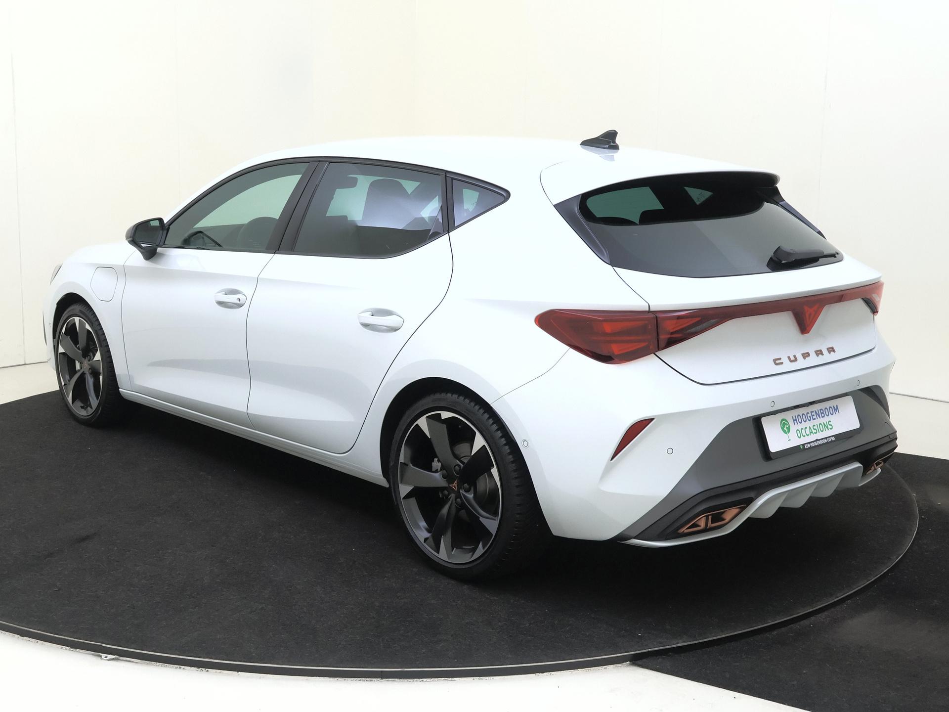 Cupra León