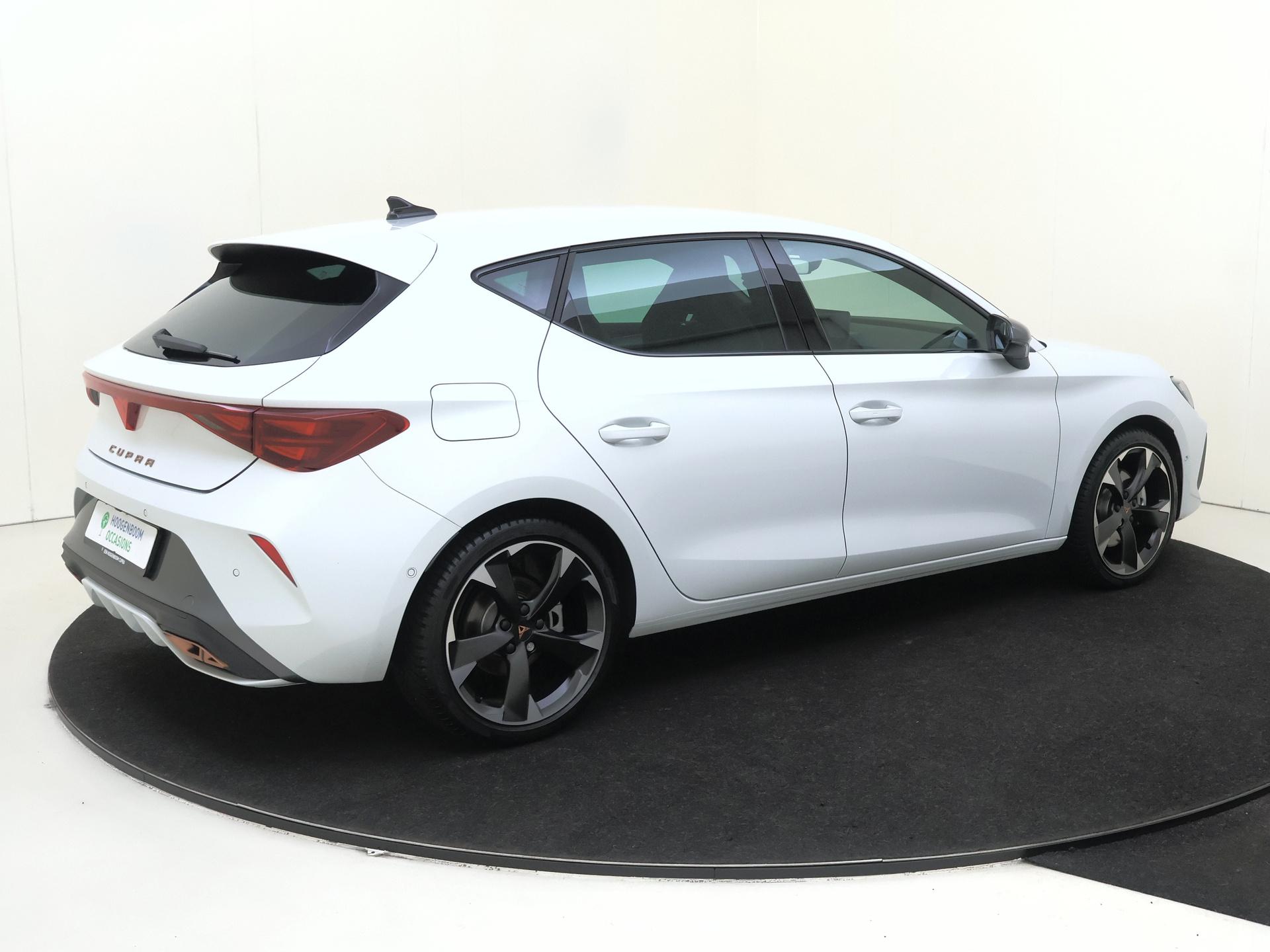 Cupra León