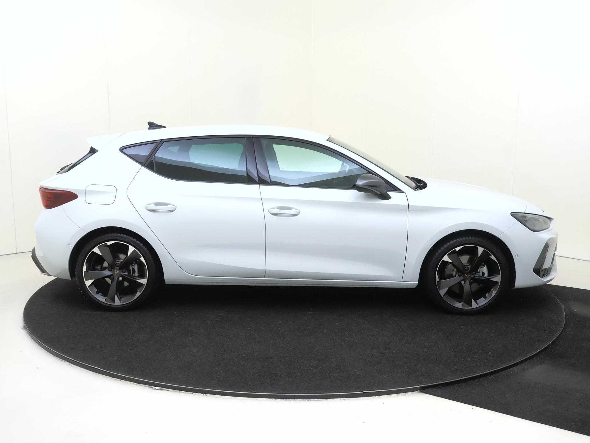 Cupra León
