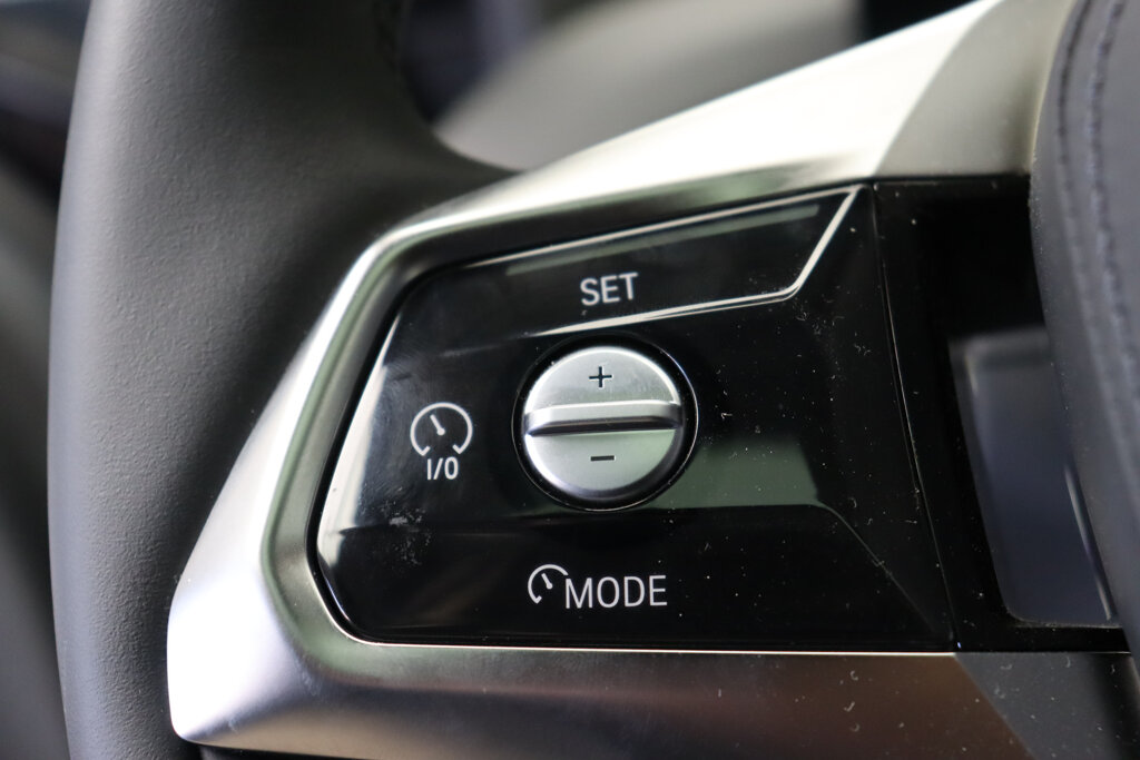 BMW i7 19