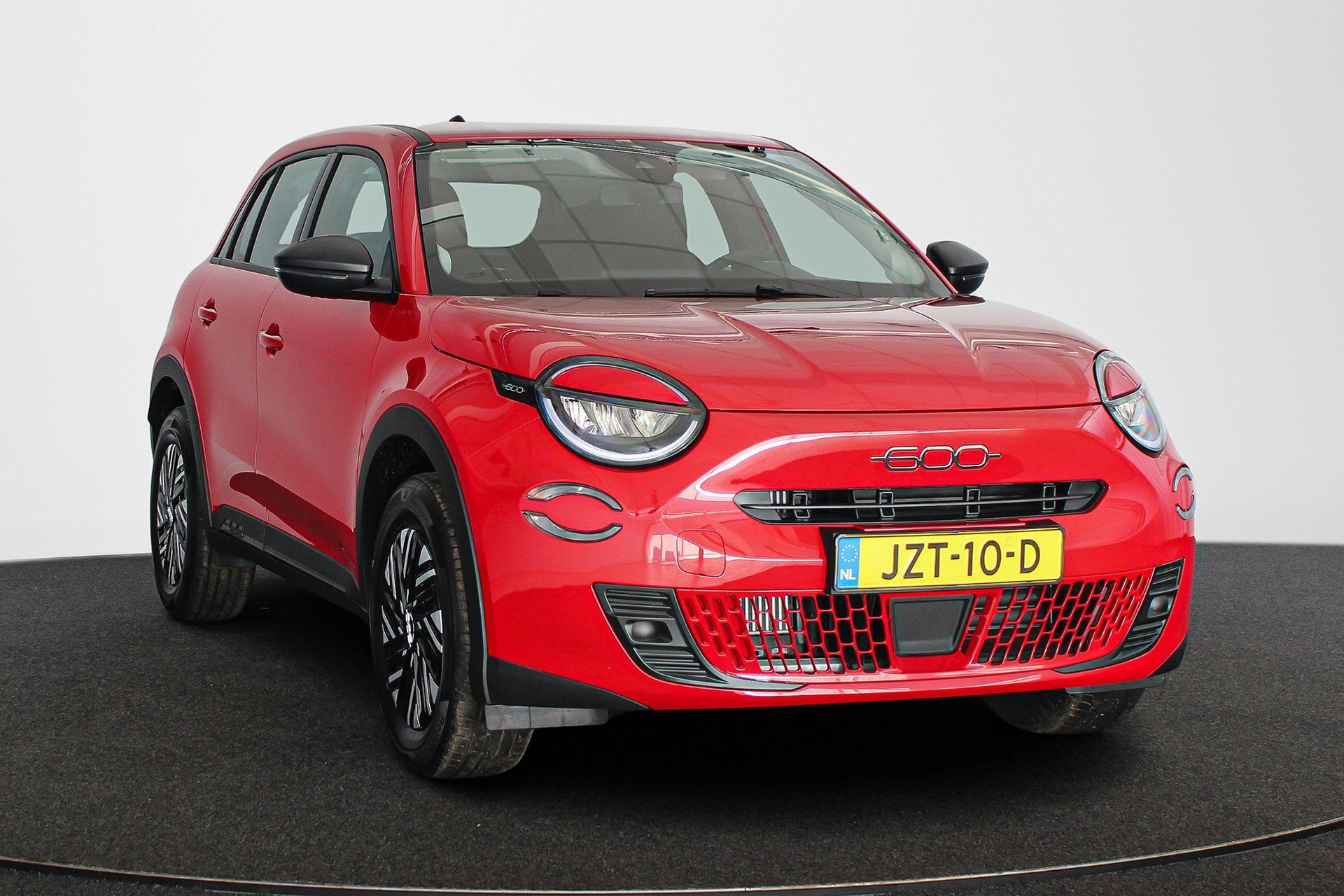 Fiat 600 1.2 Hybrid Urban - Afbeelding 2