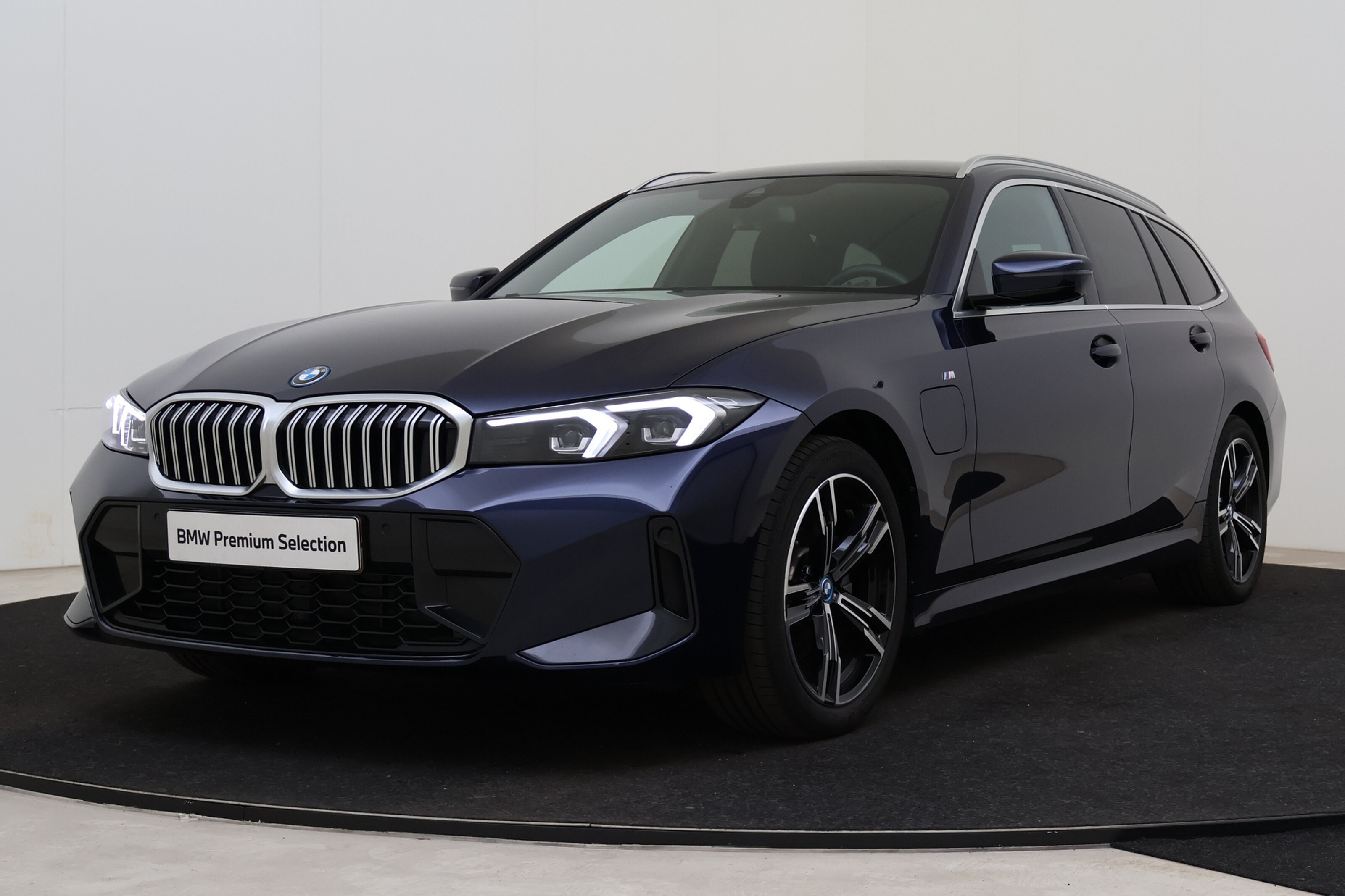 BMW 3 Serie Touring 320e M Sport Automaat