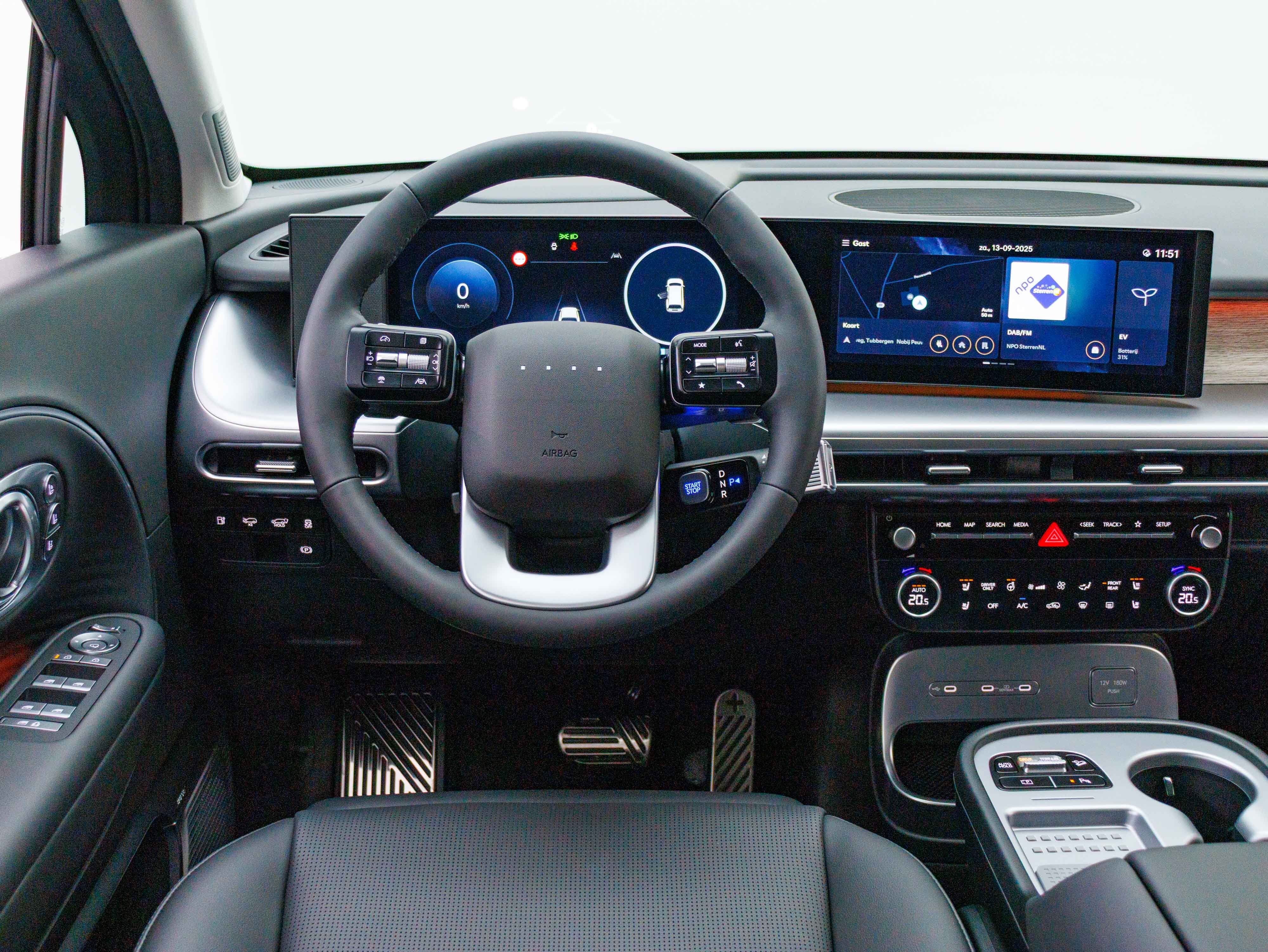 Hyundai IONIQ 9 110.3 kWh AWD Connect Automaat - Afbeelding 3