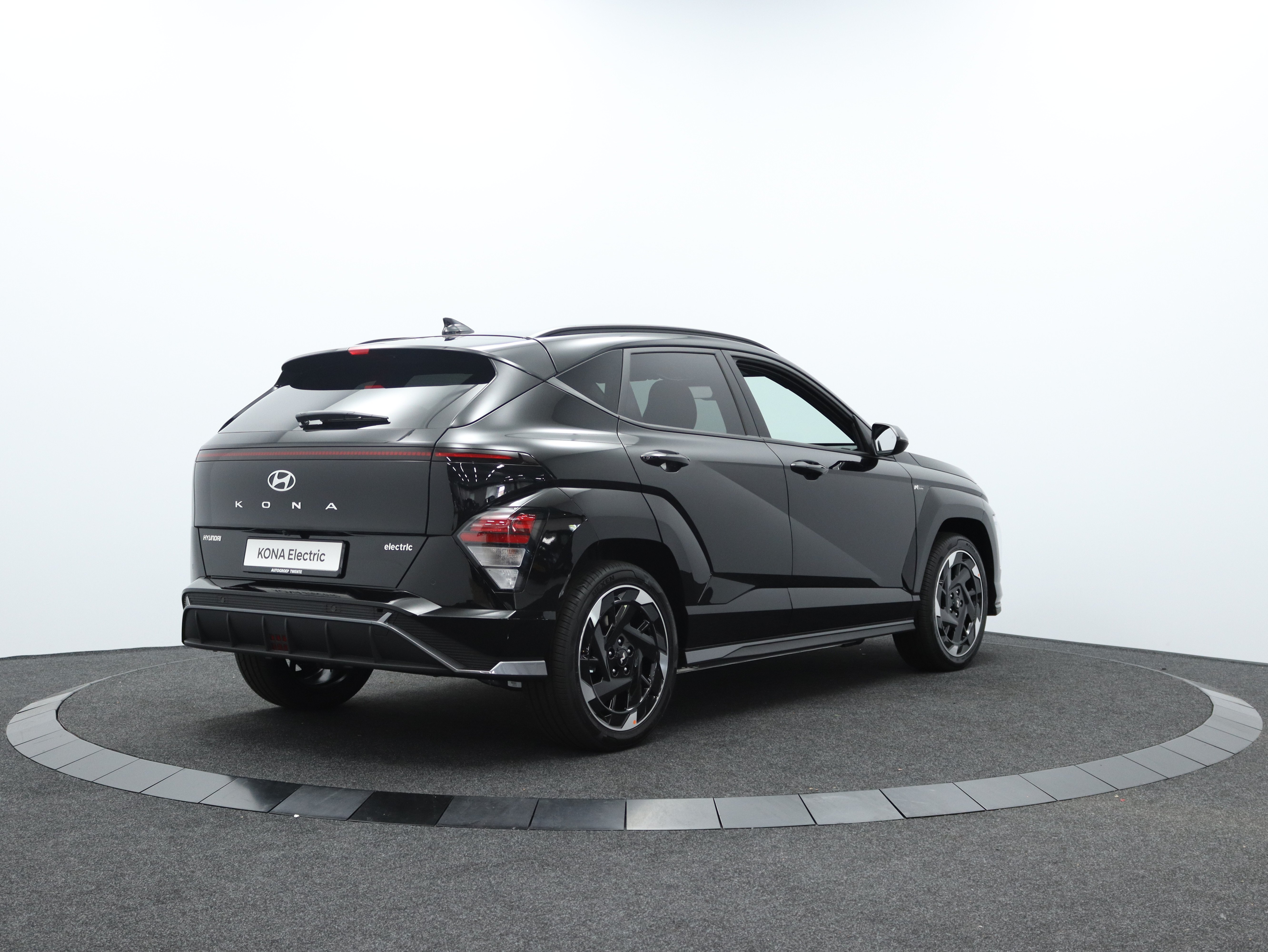 Hyundai Kona 64.8 kWh Pure Edition Automaat - Afbeelding 2