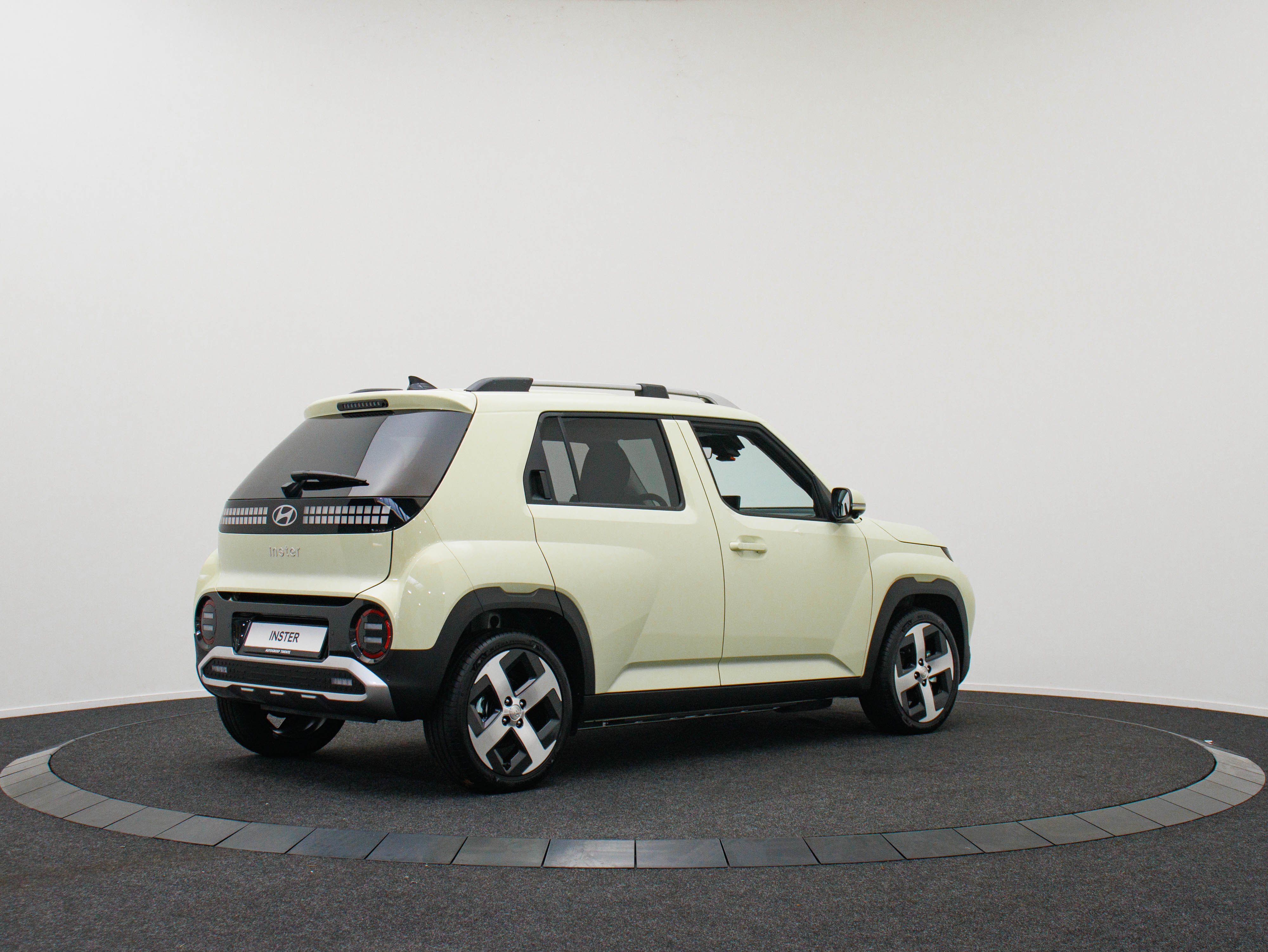 Hyundai Inster Electric 49 kWh Evolve Automaat - Afbeelding 2