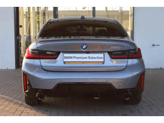 BMW 3 Serie 330e Sedan - Afbeelding 4