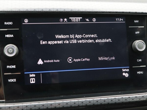 Apple Carplay/Android Auto