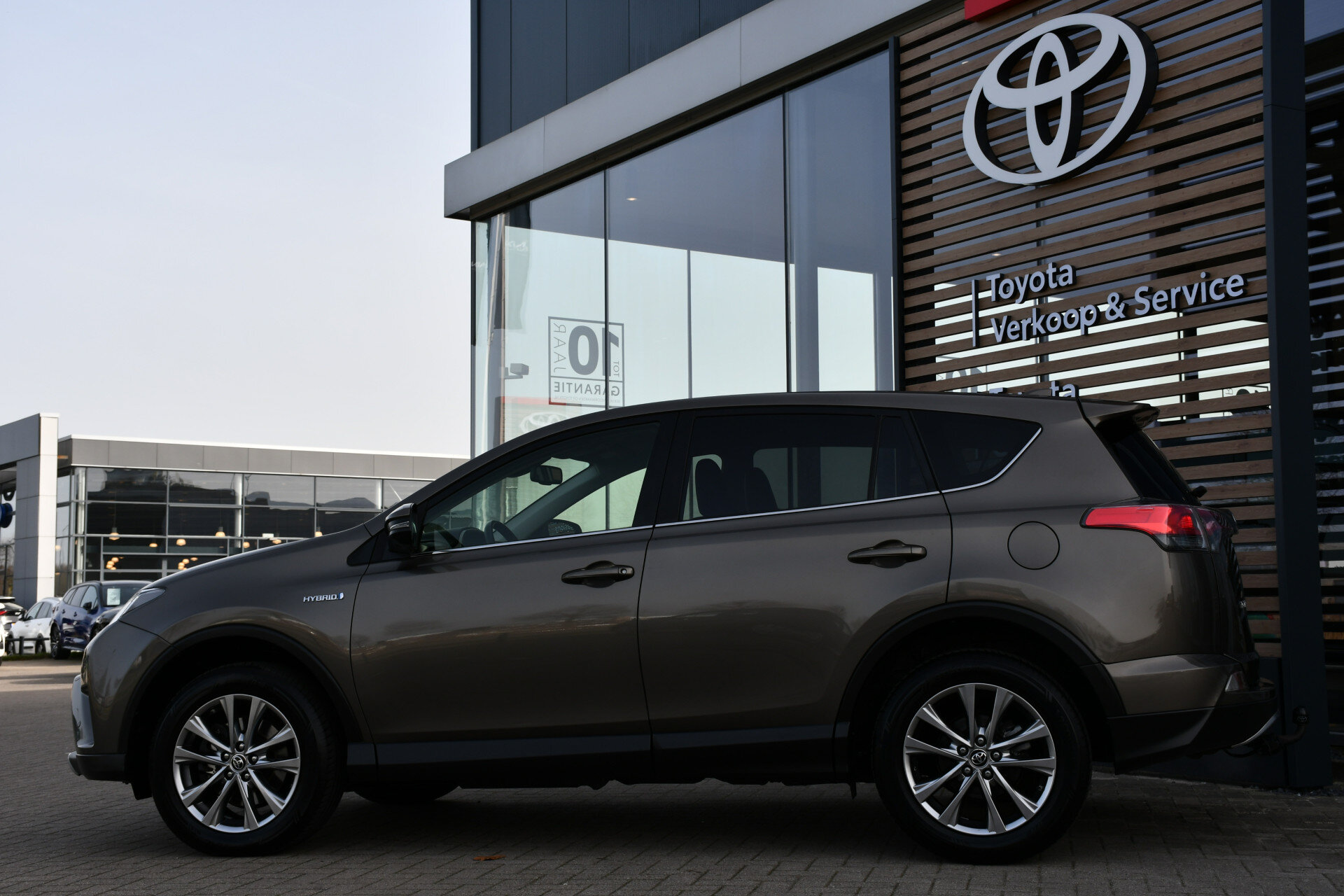 Toyota RAV4 2.5 Hybrid AWD Executive Business Automaat 197pk - Afbeelding 5