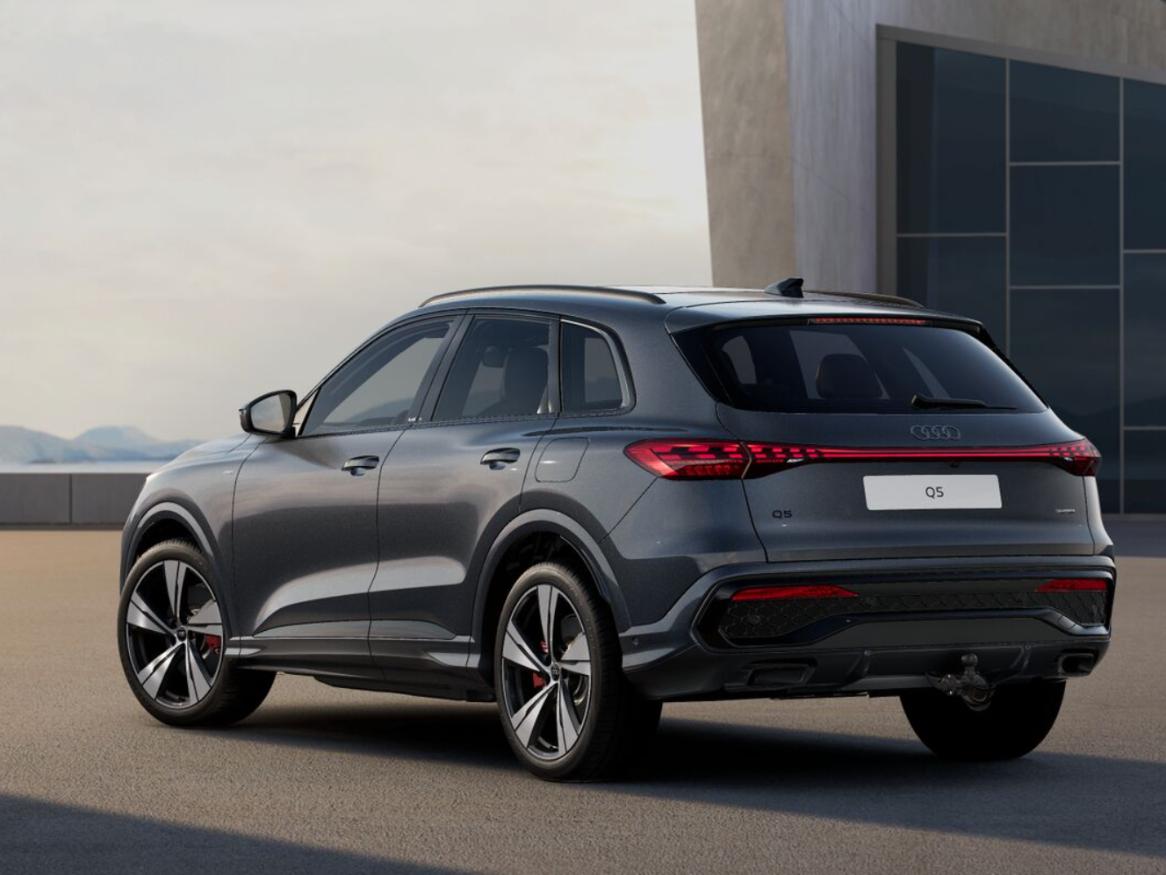 Audi Q5 S edition Competition e-hybrid 270 kW / 367 PK SUV - Afbeelding 3